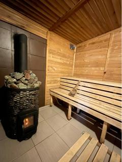 Hidden Garden House & Sauna - 9