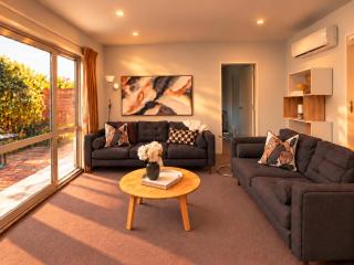 Central Merivale - Private Courtyard - Parking - 0