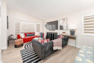 Charming 3BR Edmonton Home with Backyard & Parking - 5