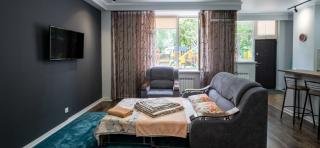 Great studio apartment and parking - 2
