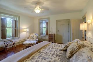 Historic Ottawa Lake House: Deck, Barn + 96 Acres! - 5