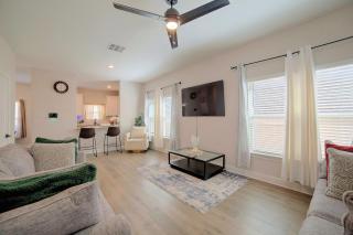 Princeton Home Near Lavon Lake w/ Garage & Grill - 0