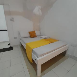 FURNISHED STUDIO ON BEACHROAD - 3