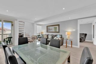 Modern Beach View Apartment with Resort Amenities - 3