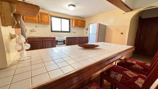 Cosy villa close to the beach with shared pool - 4