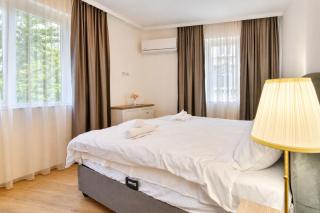 City center 2BR next to Sea - 2