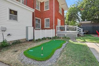 Historic 1918 Home Pickleball Court, Sleeps 12 - 9