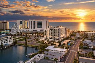 AC Hotel by Marriott Clearwater Beach - 8