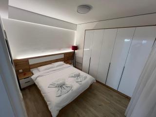 HIISS Luxury Apartment - 2