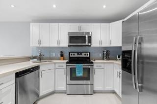 Modern and Spacious 1st Floor Gem with Resort Amenities - 2