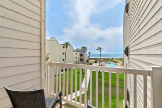 Beachside Getaway 3BR Condo with Ocean View Balcony - 7
