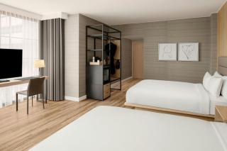 AC Hotel by Marriott Washington DC Convention Center - 4