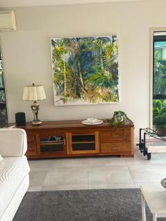 Luxury Newport canal king suite home - 4