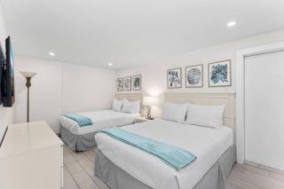 Beachfront Paradise with Resort Amenities - 4