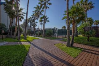 Beautiful Condo with Spectacular Ocean Views - 4
