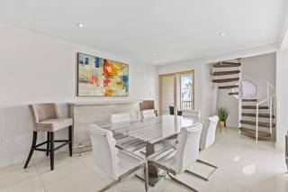 Beautiful Condo with Spectacular Ocean Views - 1