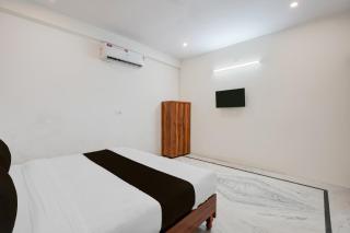 Hotel O The Skyrise Lucknow Hotel - 1