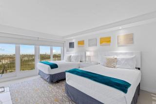 Luxurious Beachfront Condo with Resort Amenities - 8