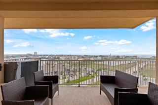 Luxurious Beachfront Condo with Resort Amenities - 6