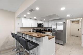 Modern Coastal Condo, Steps to the Beach - 4