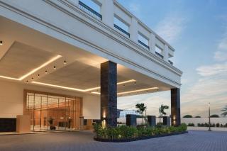DoubleTree By Hilton Bengaluru Airport - 7