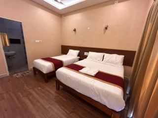 Thanish Grand residency - 8