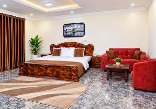 Exquisite Gold Hotel - 3