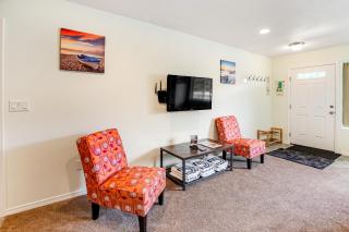 RJD Beachside Vacation Home B - 6