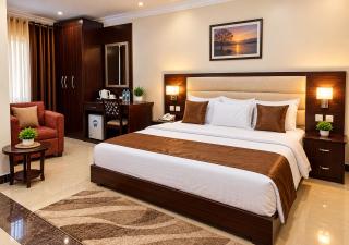 Exquisite Suites Hotel - 1