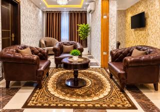 Exquisite Suites Hotel - 2