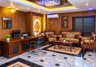 Exquisite Suites Hotel - 4