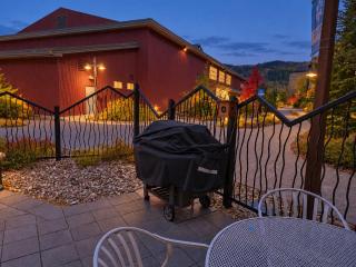 Gondola-Village Basecamp Hot Tub & Water Park - 3