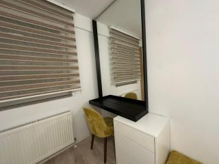 FL Apartment Mitrovice - Modern & Central - 9