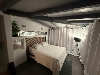JPY S Suite - 2