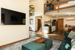 The Perch Creekhouse - Sleeps up to 10 - 8