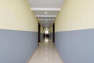 Super Townhouse Airport Road Bangalore Formerly Shree Hotel - 1