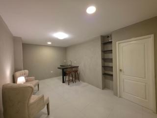 Parker Suite - 8