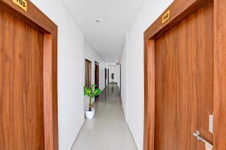 Super Hotel O Ayodhya Junction Road - 4