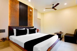 Super Townhouse Motijhil Park Formerly Gran Villa - 9