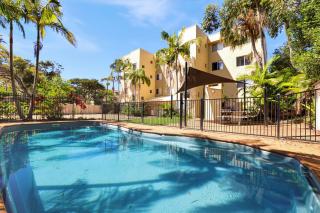 Aquarius 7 - Beach Views & Pool - 0