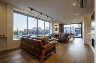 Premium City 3bed Apartment with Gated 2 car parks - 7