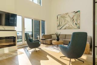 411 - Luxury Condo - Incredible View & Pool - 1