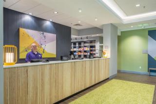 Spark By Hilton Madison Central - 6