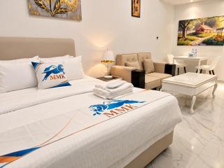 Studio Opposite My City Centre Near Airport & Yas Island - 0