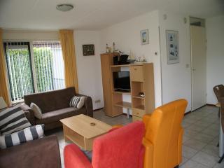 Pleasant holiday home with garden - 3