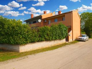 Apartments near Lake in Valbandon-Istrien 44312 - 9