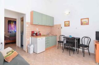 Apartments near Beach Fazana-Fazana (Region) 40012 - 1