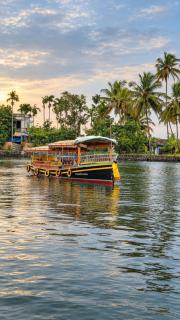 Alleppey Shikkara Boat - 0