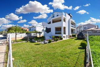 Apartments near Beach Fazana-Fazana (Region) 44278 - 9