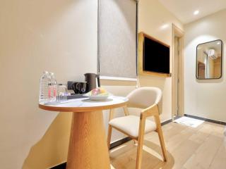 Palette Hotel by CheckIn, Unitech Cyber Park - Gurugram - 5